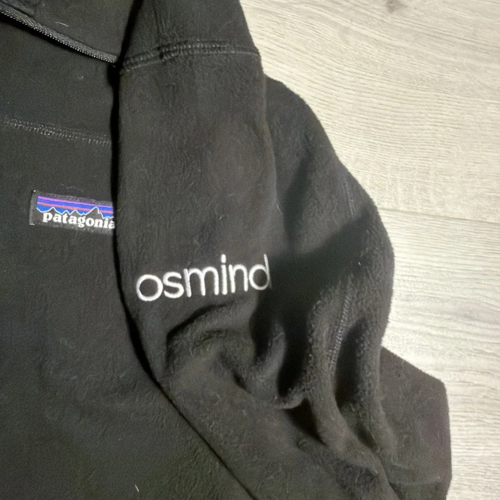 Patagonia Black 1/4 Zip Fleece‎ Pullover Men's Medium OsMind Embroidered